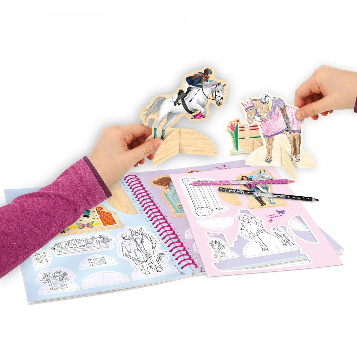 Depesche 10901 Pferd Miss Melody Gestalte Deinen Spring-Parcours Spielset 2 Depesche 10901 Pferd Miss Melody Gestalte Deinen Spring-Parcours Spielset – Bild 2