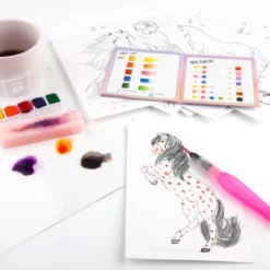 Depesche 12107 Pferd Miss Melody Watercolour Set Kreativ-Set Aquarell Papier 12 Depesche 12107 Pferd Miss Melody Watercolour Set Kreativ-Set Aquarell Papier -Nicii Plusch Geschaft 0012107 0012107 12107 5 image zoom