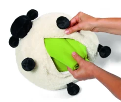 Nici 37208 Fleecedecke Schaf Shirley Aus Shaun Das Schaf 110x180cm Kuscheldecke -Nicii Plusch Geschaft 37208 1