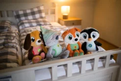 Nici 48463 Schlafmützen Fuchs Finjo Ca 38cm Plüsch Kuscheltier -Nicii Plusch Geschaft 42683 05 Milieu 41579 40844 40845 2048x1365 1