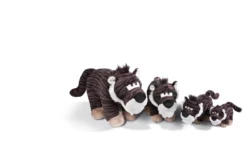 Nici 45312 MagNICI Säbelzahntiger Rodriguez Ca 10cm Stone Age Plüsch -Nicii Plusch Geschaft 45307 45308 45309 45310 06 Groessenvergleich 1 2048x1376