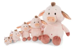 Nici 47791 Schwein Pigwick 18cm Stehend Farm Friends Plüsch Kuscheltier GREEN -Nicii Plusch Geschaft 47790 10 47791 47792 47793 47794 Groessenvergleich 2048x1345 2