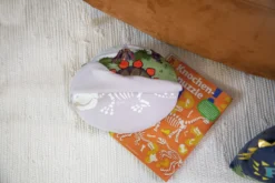 Nici 48820 Kissen Dinosaurier Fossily Wendeplüsch Glow In The Dark 32x26cm GREEN 12 Nici 48820 Kissen Dinosaurier Fossily Wendeplüsch Glow In The Dark 32x26cm GREEN -Nicii Plusch Geschaft 48820 14 Milieu 2048x1365