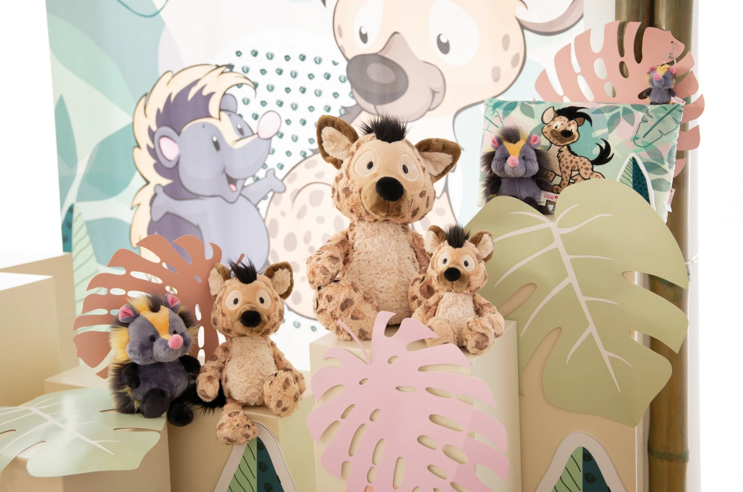 Nici 48865 Hyäne Helgi 25cm Plüsch Kuscheltier Schlenker GREEN Wild Friends 4 Nici 48865 Hyäne Helgi 25cm Plüsch Kuscheltier Schlenker GREEN Wild Friends – Bild 4