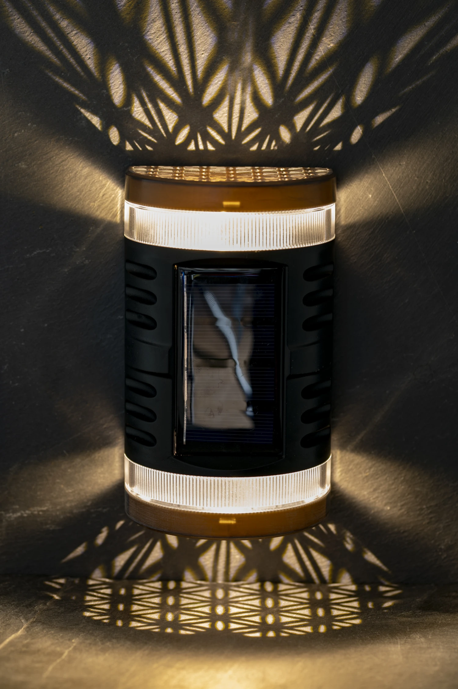 Berk L-110 Solar LED Außenleuchte Blume Des Lebens 15x9x6cm Mit Dämmerungssensor 1 Berk L-110 Solar LED Außenleuchte Blume Des Lebens 15x9x6cm Mit Dämmerungssensor